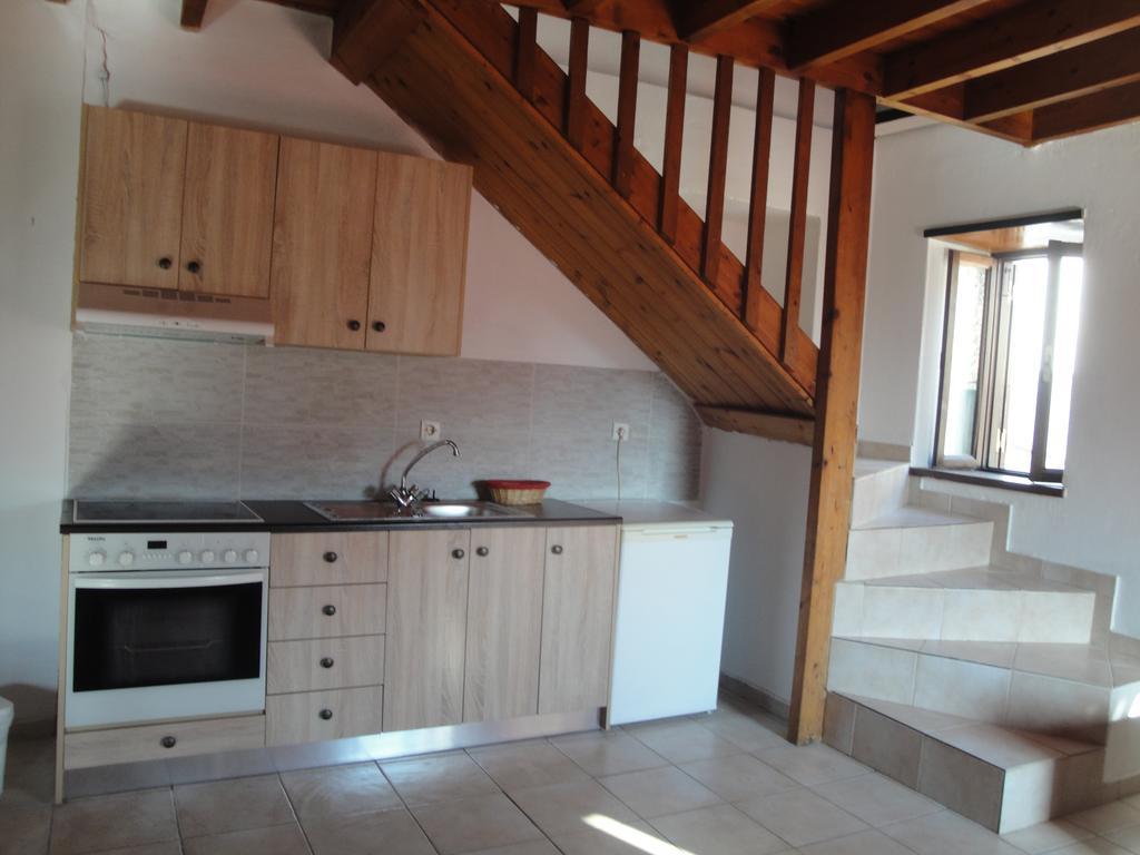Villa Chrysodimi Chalki Town Quarto foto